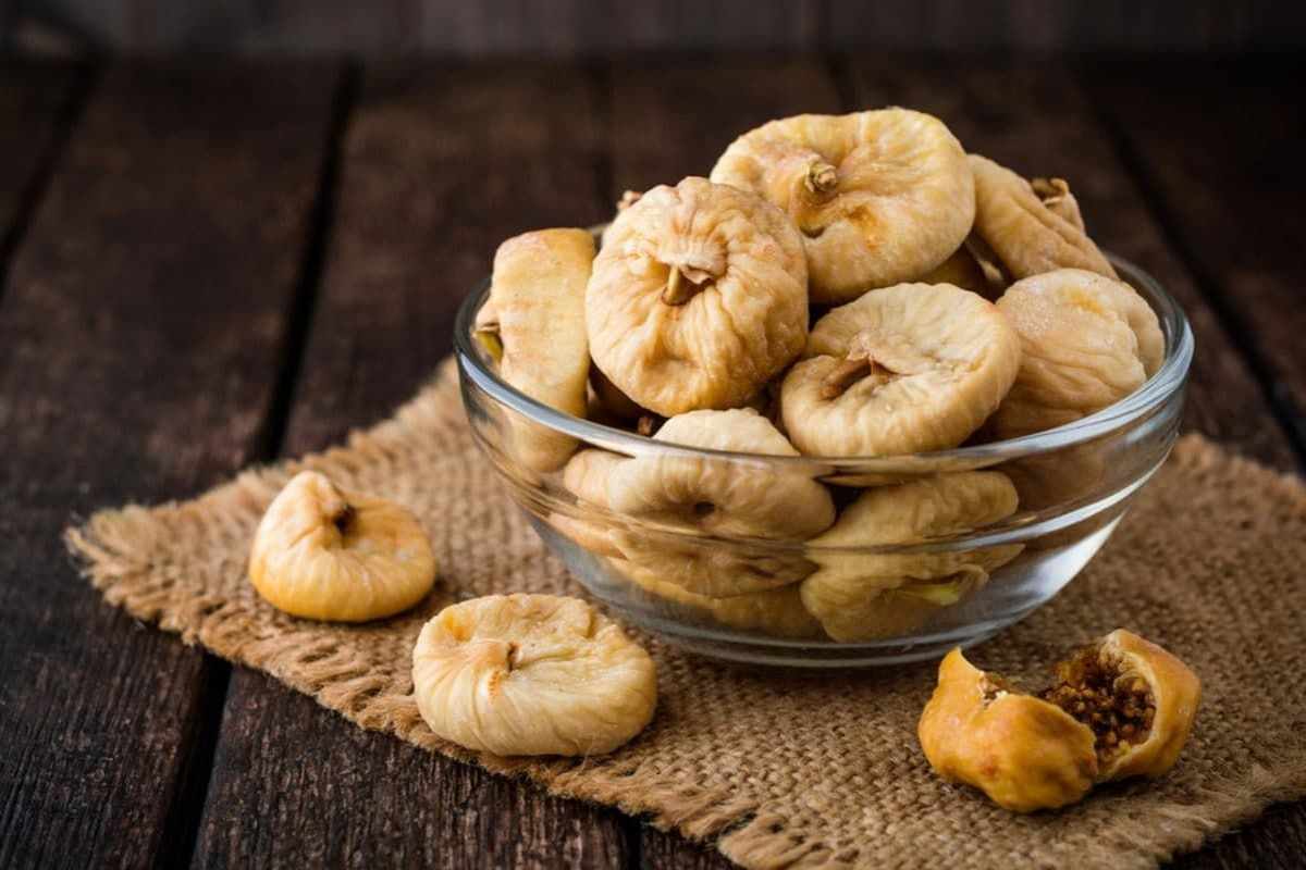  dried fig keto-friendly in low carb diet 