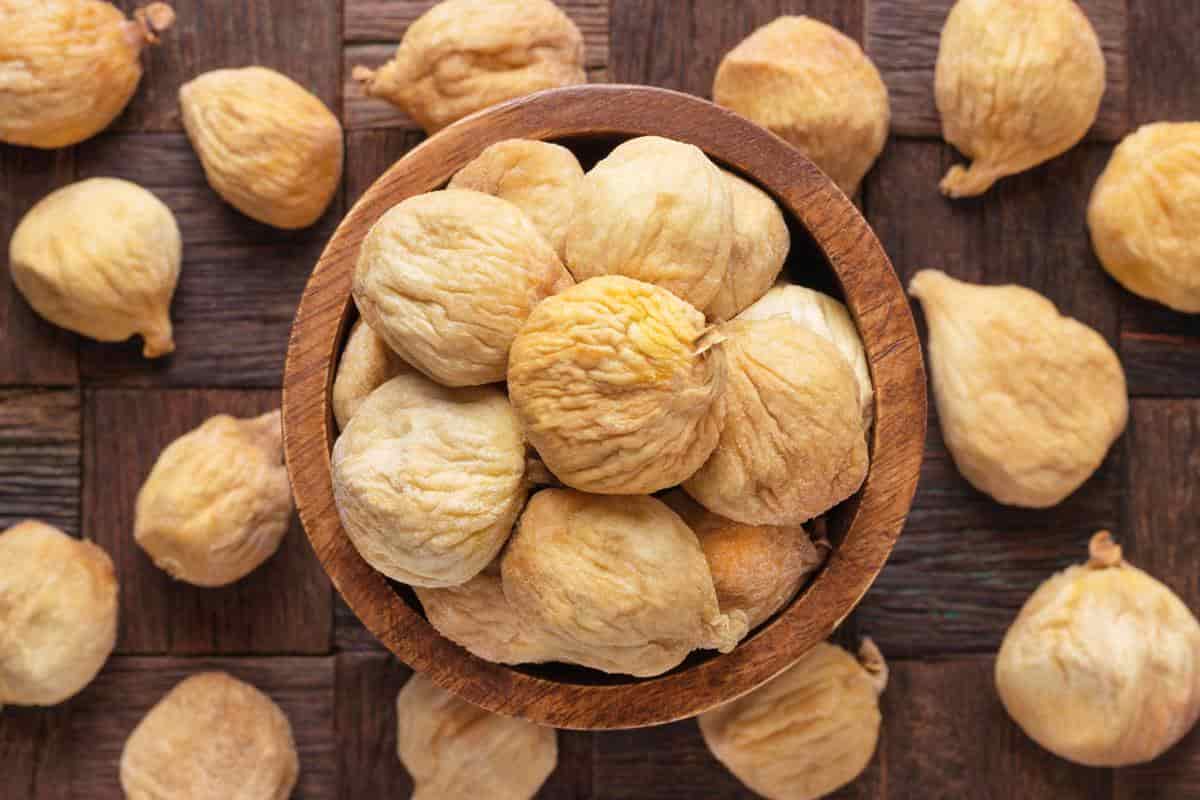  Dried figs benefits for female and side effects on their body 