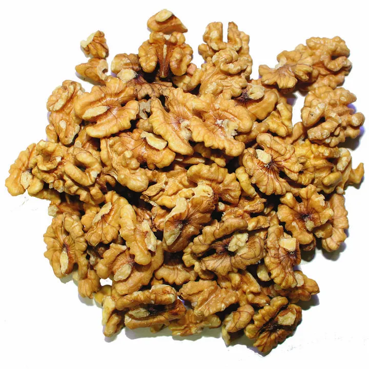 The price of whole unshelled walnuts from production to consumption