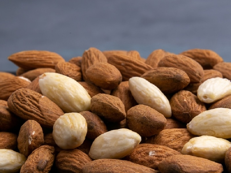 almond dry fruits