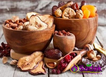 Purchase and price of unsweetened dried fruits types